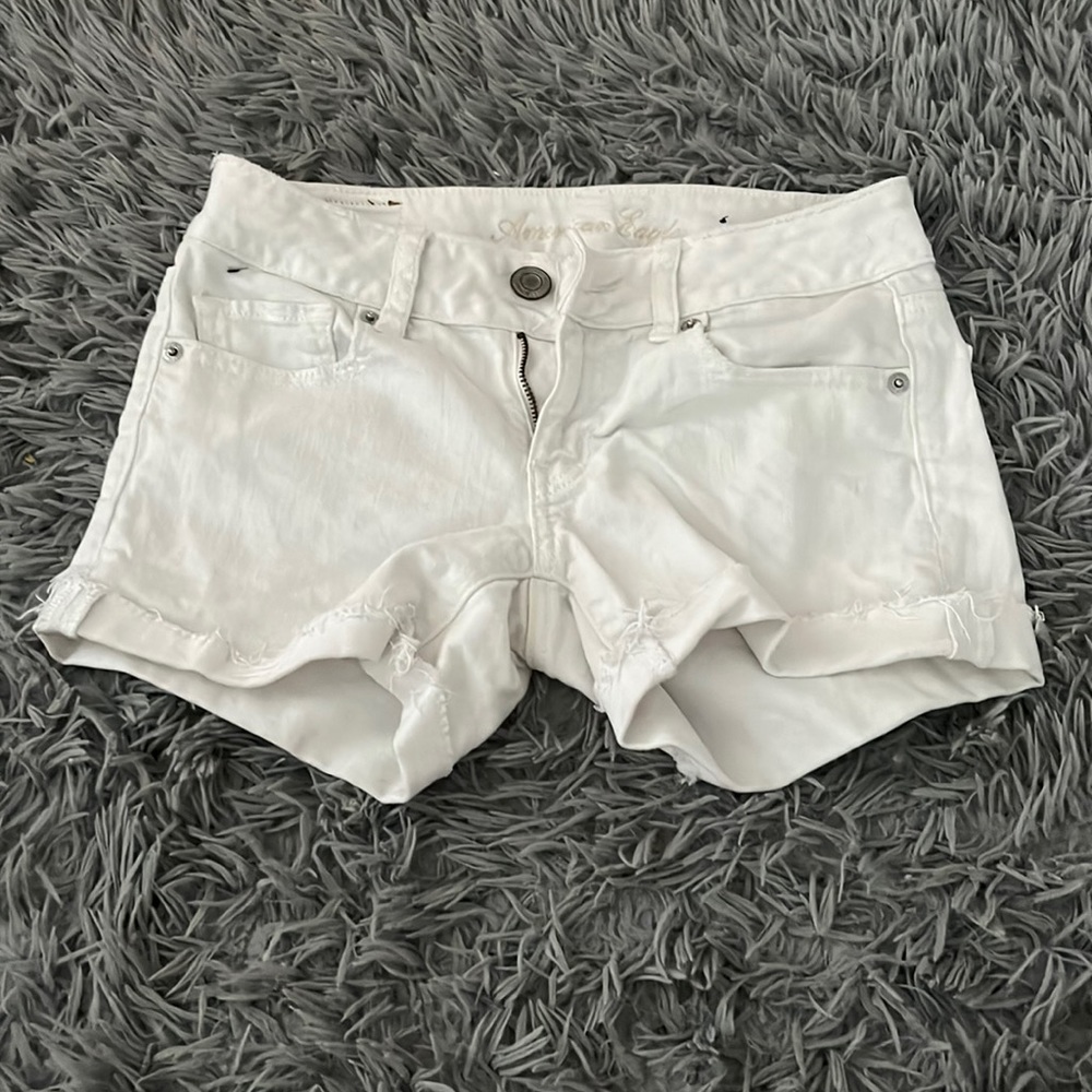 White american eagle jean shorts
